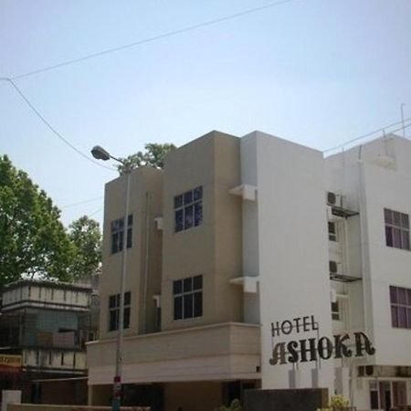 Hotel Ashoka, Pune Yerandwane Екстер'єр фото