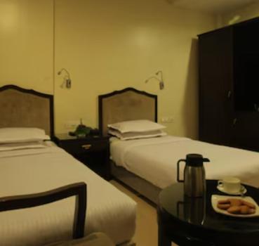 Hotel Ashoka, Pune Yerandwane Екстер'єр фото